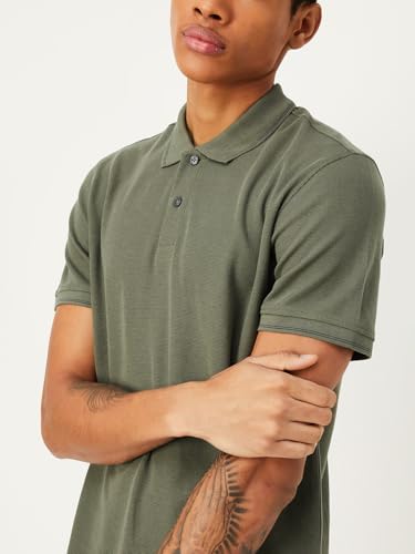 Image of Max Men's Half Sleeves Regular Fit Solid Polo T-Shirt