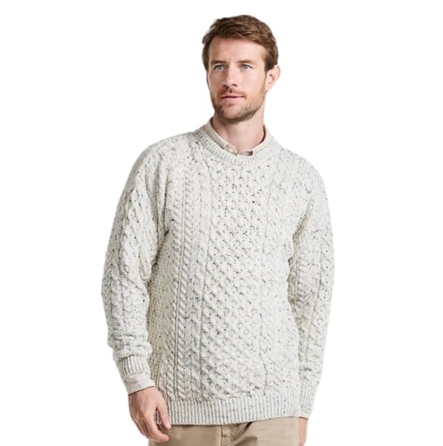 Aran Woollen Mills Inisheer メンズ アイリッシュ ケーブル クルーネック ニット セーター – 100% メリノウール, 斑点クリーム, X-Smallの商品画像（Amazon）