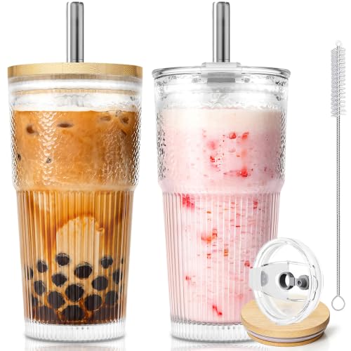 KEMORELA 2 Stück 600ml Glasbecher mit 2-in-1 Deckel & Bambusdeckel 2 Edelstahl-Strohhalmen Gerippte Trinkgläser für Eiskaffee Latte Smoothies & Bubble Tea