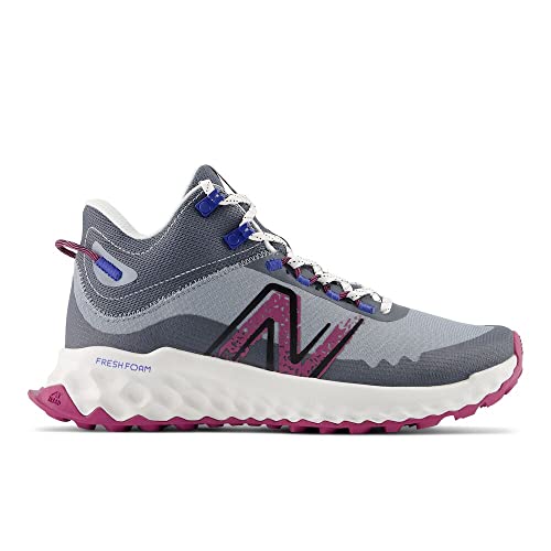 Image of New Balance Women's Fresh Foam Garoe V1 Midcut