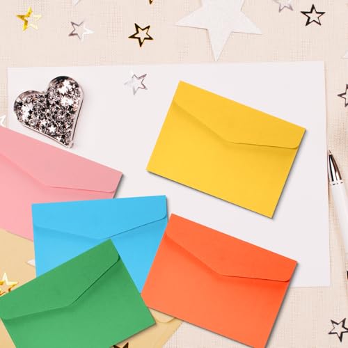 Mini Briefumschläge Bunt Mini Umschläge 11.5 x 8 cm Briefumschlag Kuvert Kleine Briefumschläge Envelopes für Hochzeit Geburtstage Partys Gruß-Karten 50 Stück