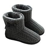 OCASIONES: Para mujeres, niñas, esta es una elección perfecta. Puedes llevar nuestros zapatos de invierno en tu hogar. Combinan bien con tu ropa de salón, pijamas. Las pantuflas Get House para tus seres queridos que quieren refrescar su aspecto familiar diario sería una gran elección.