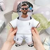 Wanapix | Cojín Muñeco Pequeño Personalizado con Foto | Fútbol | Madrid | Mini Yo con Equipación Blanca y tu Cara | Mini Muñeco Blandito para Fans Merengues de Madrid