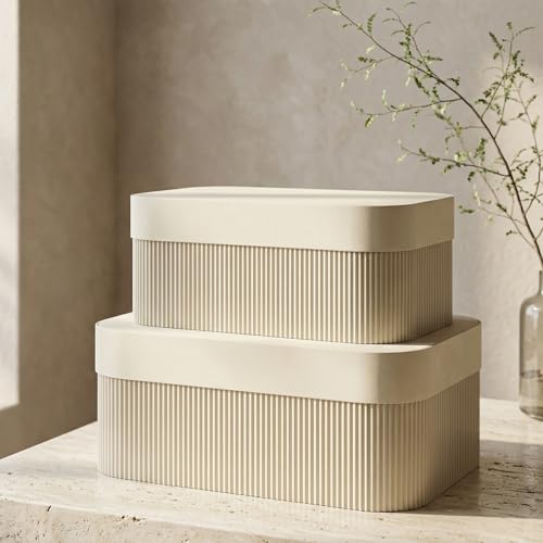 Lista de Cajas y arcones de almacenaje los 10 mejores. 43 Cajas de almacenamiento decorativas con tapas: juego de 2 hermosos contenedores organizadores de cartón estriado para la decoración de tu hogar para almacenar de forma segura tus...