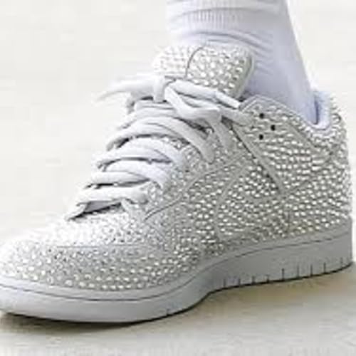 Lets Kick It - Jimmy Butler Lands A New Shoe Deal | Nike Flea Market Dunk in Swarovski Crystals copertina