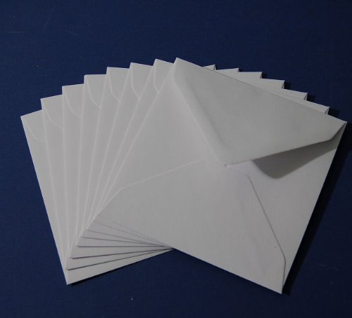 100 - Square Envelopes 130mm x 130mm White