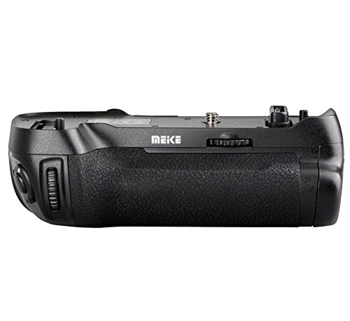 Raddoppia efficacemente la durata della batteria della fotocamera. L'impugnatura può ospitare 1 o 2 batterie al litio EN-EL15 (non incluse) o 8 batterie AA (non incluse), mantenendoti alimentato per riprese prolungate