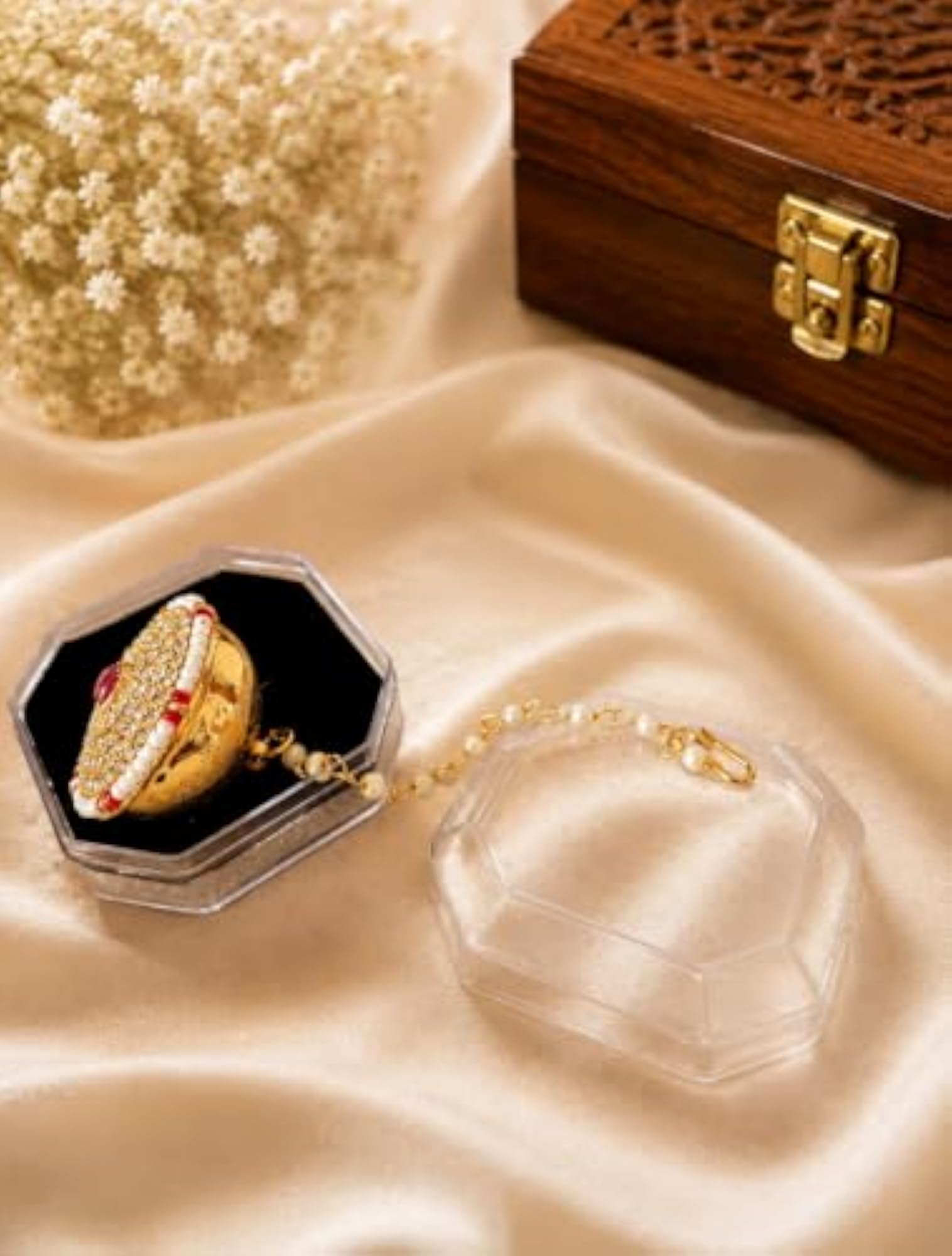 Rajasthani Borla Tikkas with Pearl Chain, Traditional Design