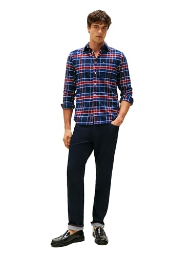 Image of Tommy Hilfiger Men's Long Sleeve Oxford Shirts in Regular Fit, Men's Button Down Shirts, Also Available in Big and Tall