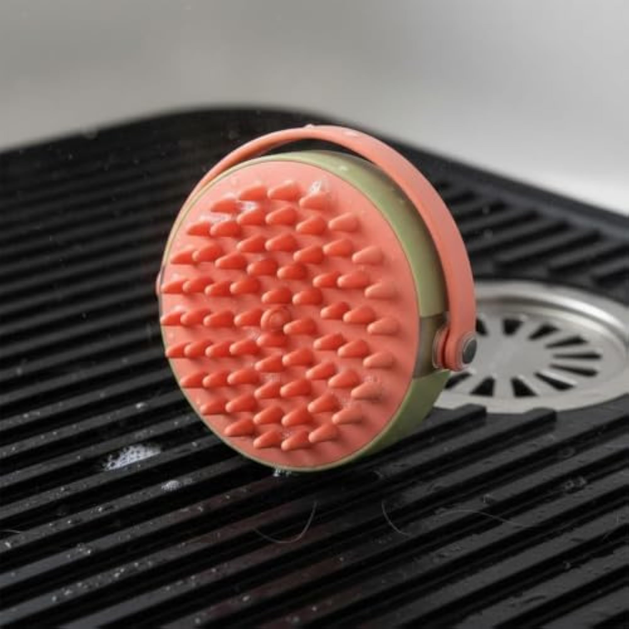 Cotton Making Shampoo Dispensing Brush for Pet Care