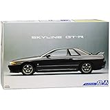 nissan skyline r34 1/24 Der Bausatz befindet sich in einer stilvollen passenden originalen Verpackung.