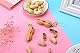 Guoguonb 6 PCS Anti-Stress Entlastende Squeeze Toys Bean Bohne Anhänger Schlüsselanhänger Toys Squeeze Lustige Gadgets Reduziert Angst und Stress für Geschenke