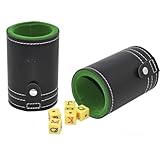 CUBILETE CON 5 DADOS DE PÓQUER. HECHO EN POLIPIEL COLOR NEGRO. INTERIOR EN FIELTRO COLOR VERDE. LOS DADOS SE GUARDAN EN UN COMPARTIMENTO QUE HAY EN LA PARTE INFERIOR. MEDIDAS: 7,5X7,5X11CM.