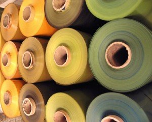 Möbelfolie selbstklebend - Klebefolie Auto außen glänzend - Plotterfolie matt - für Küchenschränke - Dekoration - Autobeschriftung - Schutzfolie Folie 25m - Breite 100 cm - Farbe 00 - transparent -