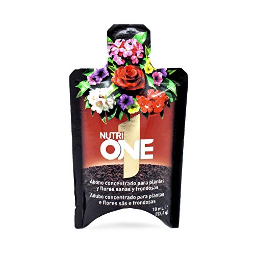 nutriONE - Abono líquido concentrado para todo tipo de Plantas y Flores. Fertilizante Premium con ingredientes naturales y resultados visibles en 7 días.