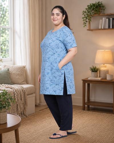 Image of In Love Women's All-Over Printed Cotton Plus Size Longline T-Shirt with Pockets