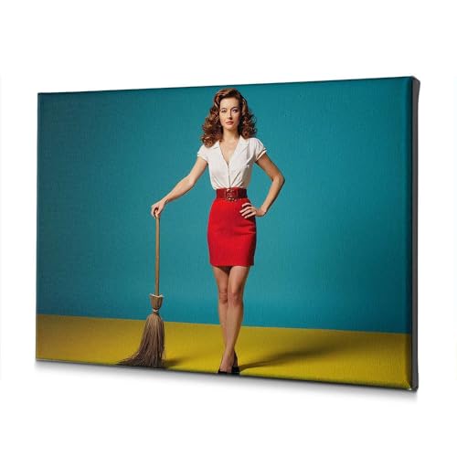 Tableau femme jupe rouge et balai idéal pour sublimer votre déco de salle de bain 40x60 cm