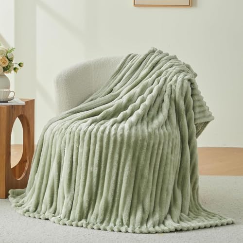 Wajade Fluffy Flannel Blanket Faux Fur Bed Throw Super Soft Warm Large Blanket for Bed Sofa Car Sage Green 127x153CM