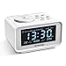 REACHER FM Radiowecker mit USB-Anschlüssen, Dual Alarm mit Wochentag/Wochenend, 6 Weckergeräusche, Anpassbare Helligkeitsregulierung, Sleep-Timer,Thermometer, Kleine Größe für Schlafzimmer (Weiß)…