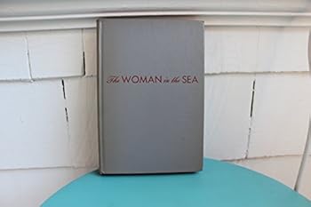 Paperback The Woman in the Sea Book