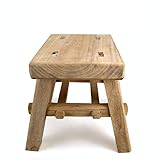 Antikes Design: Mit klassischer Eleganz und Moderne, in einer modernen Stadt, eine schöne Begegnung, während Sie ein elegantes Leben erleben, schmecken Sie das geschäftige und verblasste