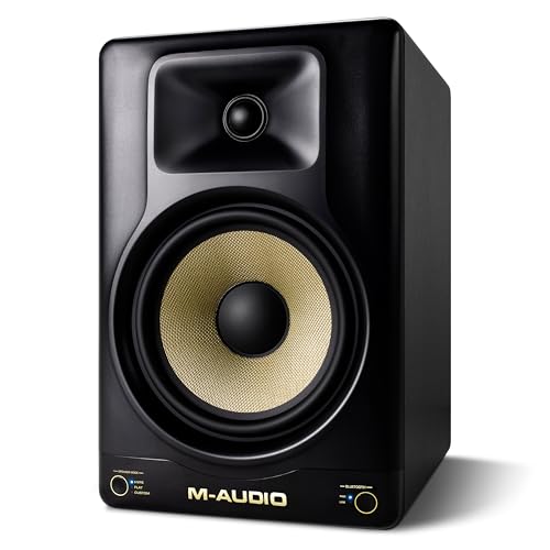 Potenzia il tuo mix: 150W di bi-amplificazione; i monitor attivi Forty Eighty sono stati progettati per la versatilità e per offrire un suono definito in ogni occasione, a prescindere dal genere