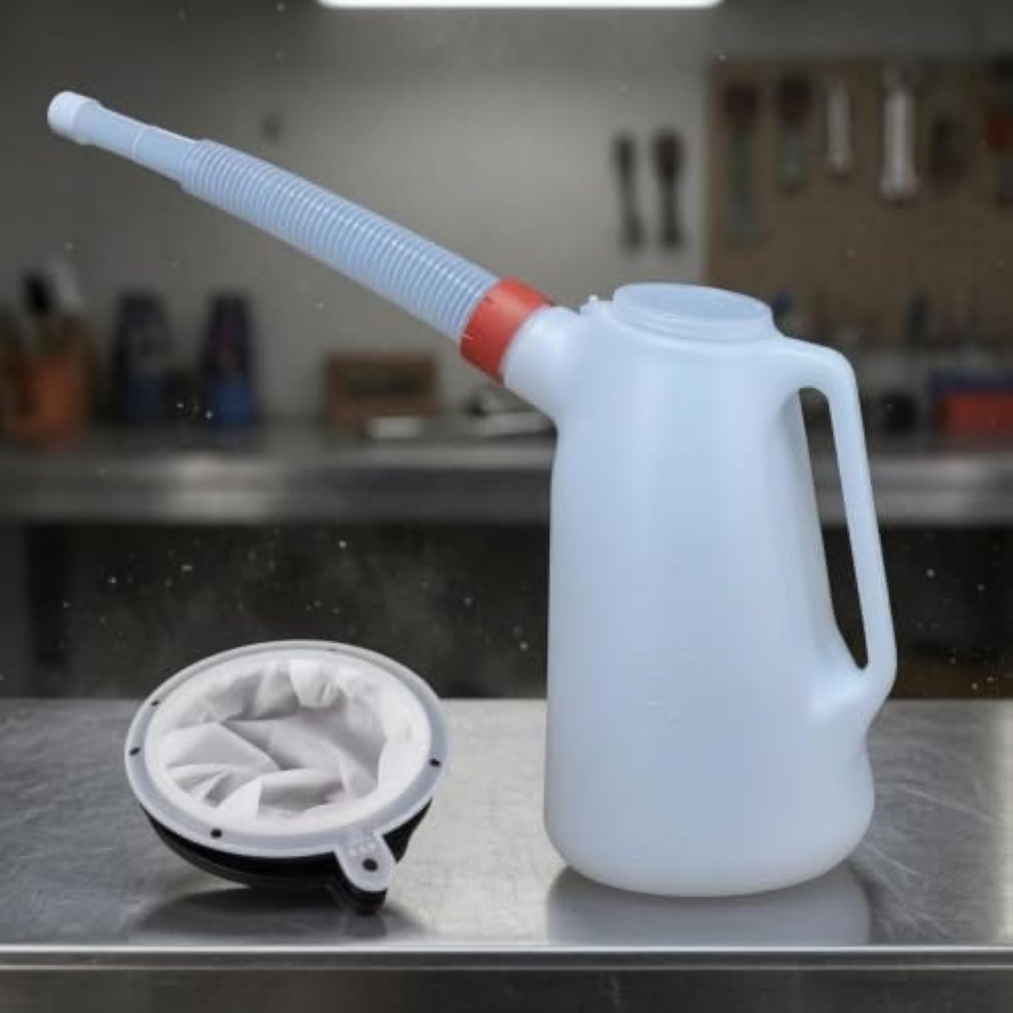 Dustproof Cap Oil Dispensing Jug, 1.2L with Mesh Filter