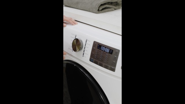 Product video thumbnail