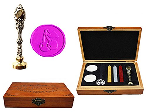 Boîte en bois pour organiser vos invitations de mariage et ranger vos kits de cire