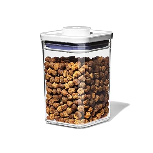 OXO Good Grips Pet POP Container – 1.1 Qt/1 L | Ideal for up to 1lb of treats | Airtight Dog and Cat Food Storage Container | BPA Free