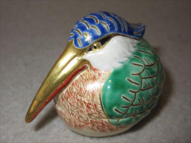 真葛香山作　色絵　本型　香合　箱付　茶道具 真葛香山作 色絵 本型 香合 箱付 茶道具 2025年最新】真葛香山の