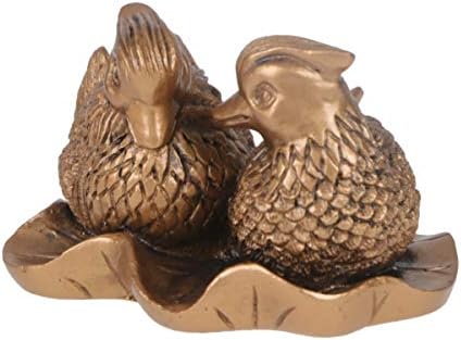 VOSAREA Mandarin Duck Figurine Resin Couple Animal Figurine Decorative Duck Statue Art Couple Love Duck for Home Table Wedding Gift