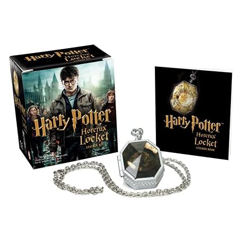 Harry Potter Slytherins Locket Horcrux Kit and Sticker Book (Mega Mini Kits) Cover