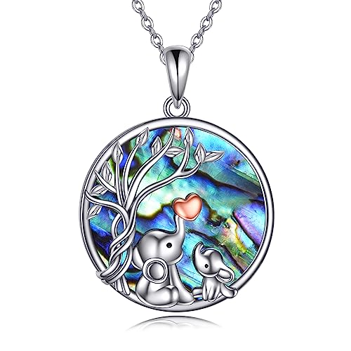 Collier singe mignon en pendentif, le bijou animalier idéal pour égayer vos tenues de tous les jours