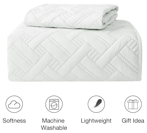 Image of BSB HOME 100% Cotton Ultrasonic 280 Tc Solid King Size Quilted Bed Cover /Bedspread /Rajaai with 2 Pillow Case, (Luxurious, Pure White, 90X100 Inches, 254X228 cm)