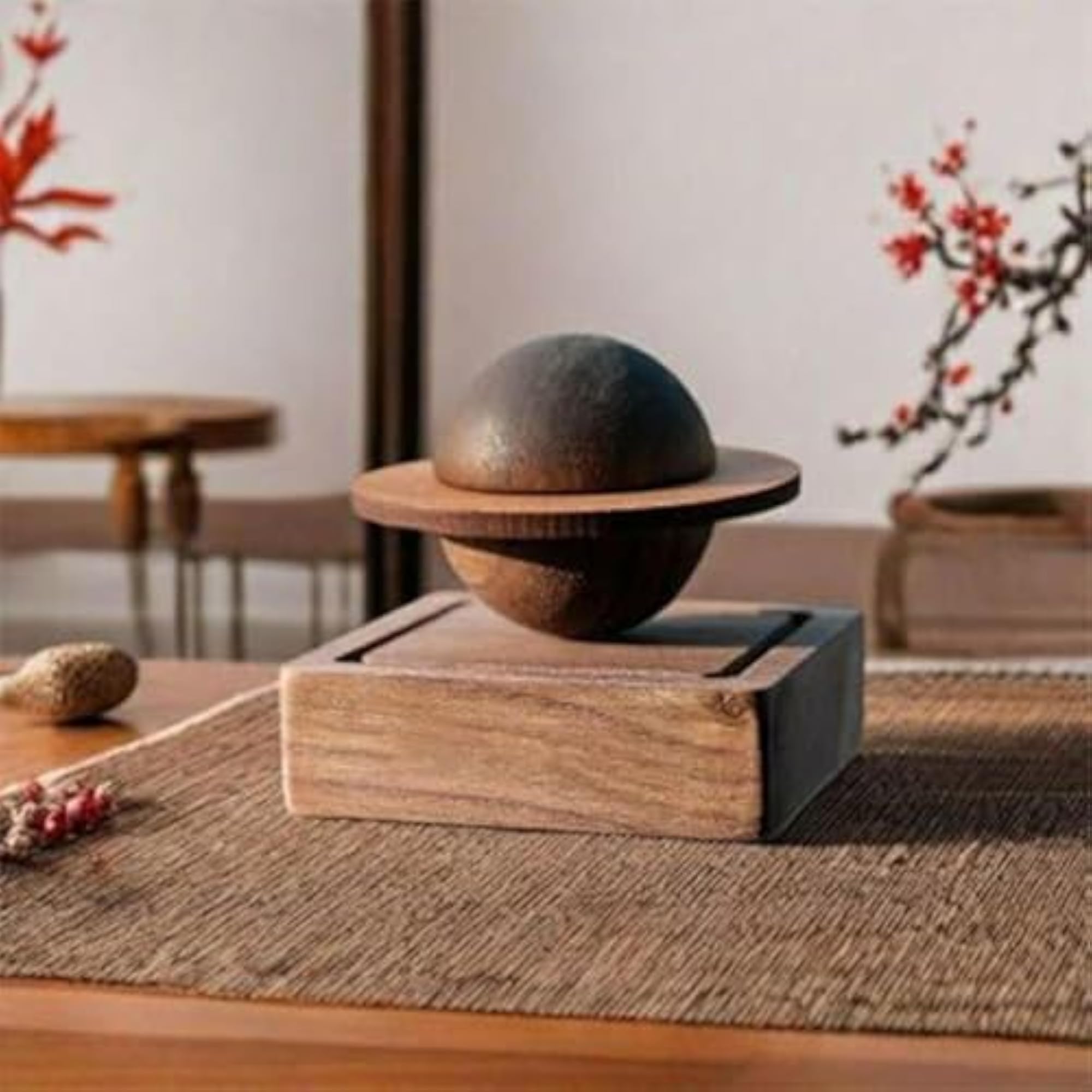 Planet Shape Essential Oil Diffuser Art Car Fragrance Diffuser