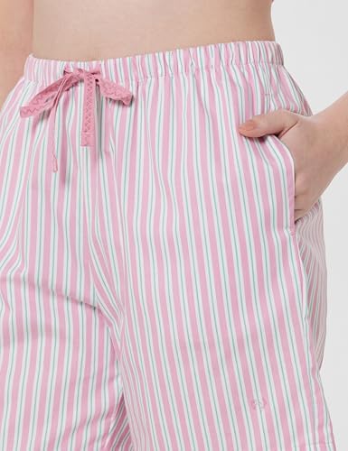 Image of Jockey RX15 Women's Super Combed Cotton Woven Relaxed Fit Checkered Shorts with Side Pockets (Prints May Vary)