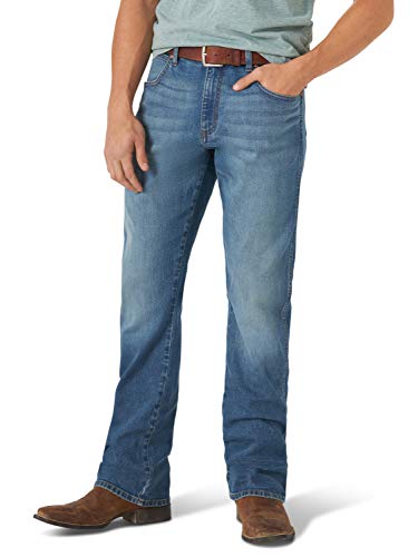 Image of Wrangler Men's Retro Slim Fit Straight Leg Jean