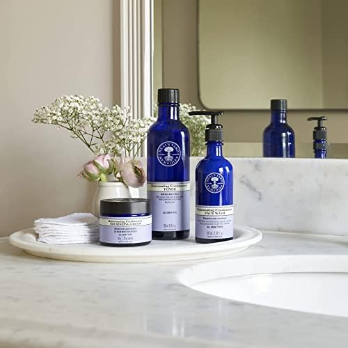 Neal's Yard Remedies Frankincense Nourishing Cream | Replenish and Smooth | Vegan Nourishing Plant Oil | 24 Hour Moisturisation | All Skin Types | 50g