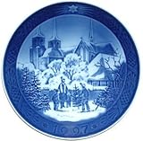 Royal Copenhagen Annual Hand Decorated Christmas Plate 1997