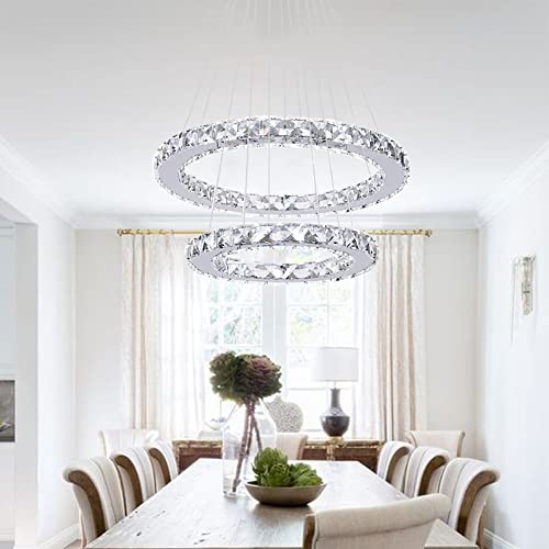 Lustre en cristal et acier inoxydable pour une décoration raffinée
