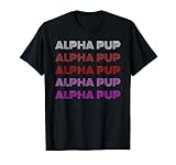 Vous connaissez quelqu'un qui aime porter sa capuche, son plug anal et son collier ? Ai-t-ils du plaisir à porter ce t-shirt Alpha Pup Kinkster ? Commandez dès aujourd'hui et soyez un ami attentionné qui offre le bon cadeau.