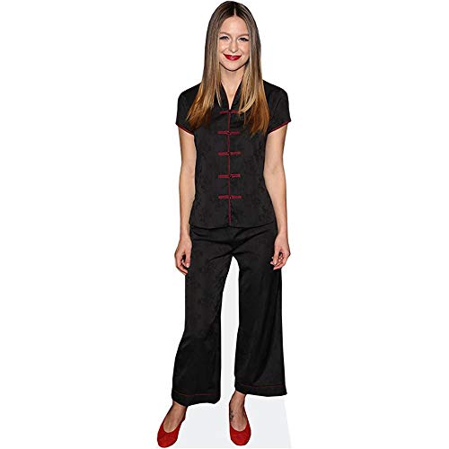 Melissa Benoist (Black Outfit) Pappaufsteller lebensgross für 66,97 EUR bei amazon.de Bild: Melissa Benoist (Black Outfit) Pappaufsteller lebensgross für 66,97 EUR bei amazon.de