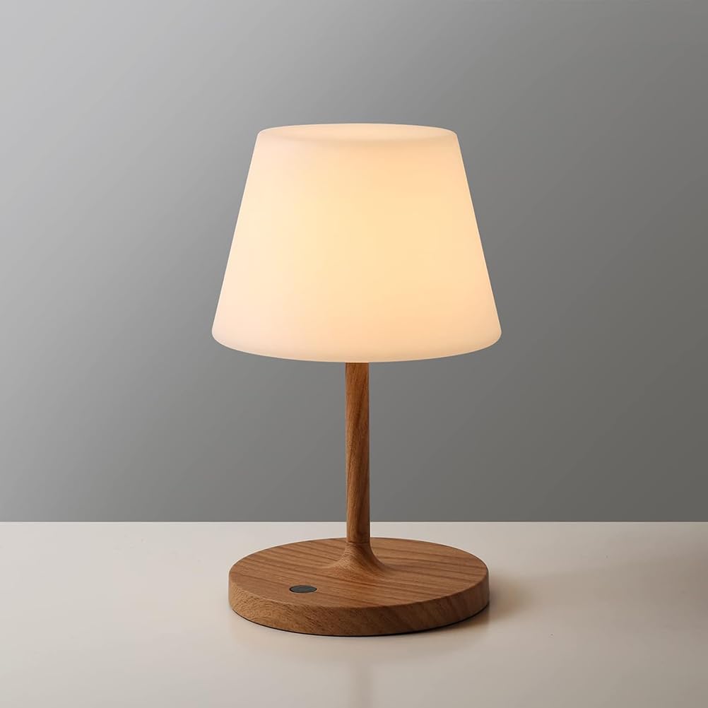 Lampe de table LED sans fil pour pallier le manque de prises