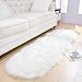 VAIGU:OA Faux Lammfell Schaffell Teppich 60x120 cm, Lammfellimitat Teppich Flauschiger Weicher Fell Teppiches, Longhair Fell Lammfellimitat Carpet für Stühle Sofa Schlafzimmer Kinderzimmer (Weiß)