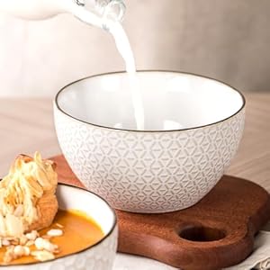 Ceramic Cereal Bowls Set 26 Oz Embossed Soup Bowl 6 Inch Stoneware Kitchen Bowl for Oatmeal Salad Dessert Rice Microwave Dishwasher Oven Safe Set of 4 White