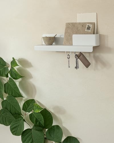 Kazai. Schlüsselbrett ’Holmsen’ | Minimalistisches Schlüsselhaken-Design aus Berlin | Moderner Schlüsselhalter mit Ablage aus Metall | Schlüsselboard als Flur Möbel für die Wand | Weiß