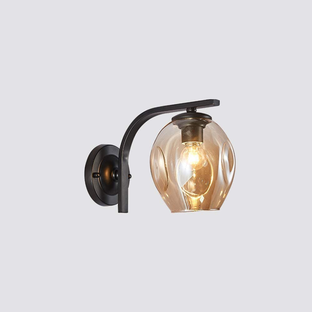 Lámpara de pared interior de diseño moderno en vidrio soplado ámbar y metal para restaurantes