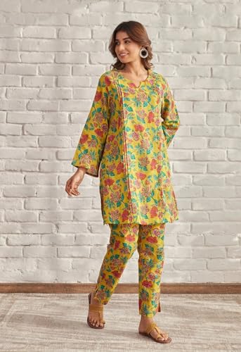 Nainvish Women's Mustard Floral Printed A-Line Cotton Blend V-Neck Co-Ord Set (Sd666_Kb-S)