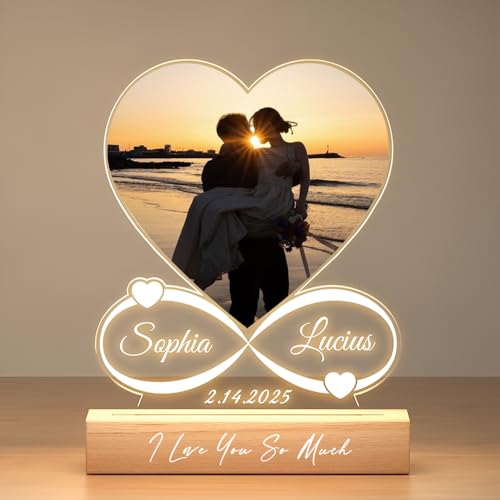 Lámpara LED personalizable de mesa con grabado de pareja